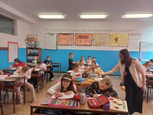 Alma Ras i Gradska biblioteka Olovo zajedno obradovali 130 učenika!